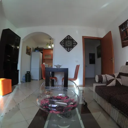 Spacious - Entire In