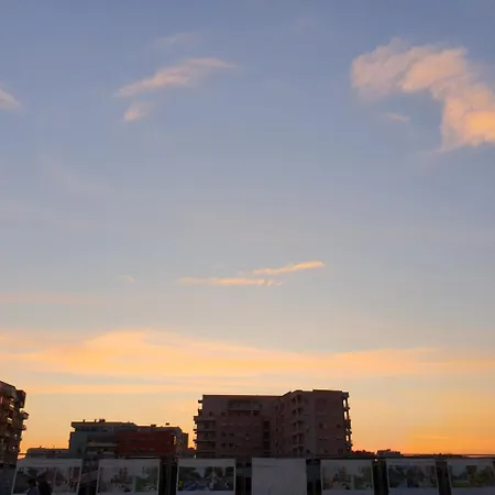 Spacious - Entire In Tirana